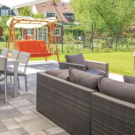 Two-bedroom In Holiday home *